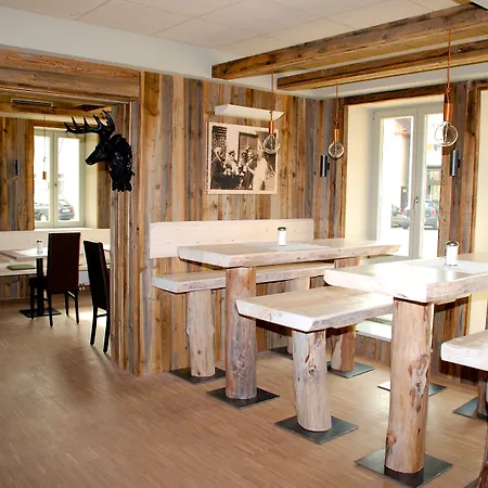 Hezelhof's Radl-hotel Hotell